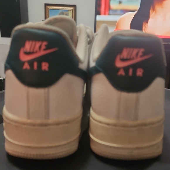 Nike Air Force 1 '07 Shoes - Picture 6 of 10